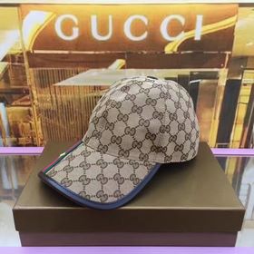 Классическая ткань Gucci подходит для любого времени года. Фотогр