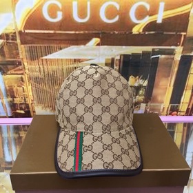 Классическая ткань Gucci подходит для любого времени года. Фотогр