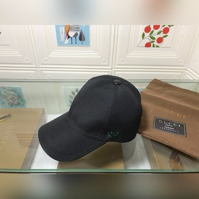 Популярная модель от Gucci уже в продаже! Высококачественная ткан
