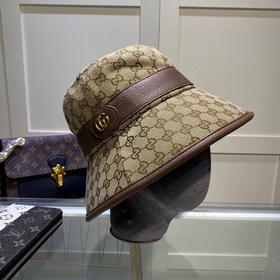 Классическая рыбацкая кепка Gucci, изготовленная из высококачеств