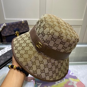 Классическая рыбацкая кепка Gucci, изготовленная из высококачеств