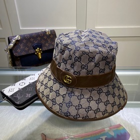 Классическая рыбацкая кепка Gucci, изготовленная из высококачеств
