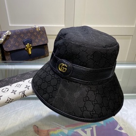 Классическая рыбацкая кепка Gucci, изготовленная из высококачеств