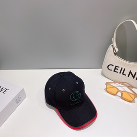 GUCCI с пылезащитным чехлом 【GUCCI Гуччи】 Новая модель бейсболки 