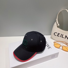 GUCCI с пылезащитным чехлом 【GUCCI Гуччи】 Новая модель бейсболки 