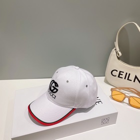 GUCCI с пылезащитным чехлом 【GUCCI Гуччи】 Новая модель бейсболки 