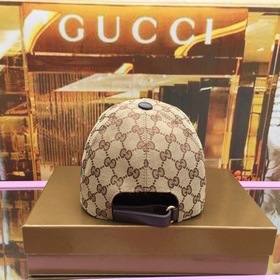 Джинсовая ткань Gucci подходит для любого времени года. Фотографи