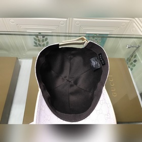 Самая классическая модель от Gucci, классическая ткань с узором, 