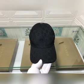 Самая классическая модель от Gucci, классическая ткань с узором, 