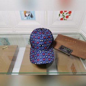 Новейшая модель на официальном сайте Gucci, 3D-печать при высокой