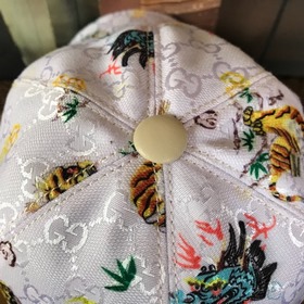 Новейшая модель от Gucci, с использованием техники жаккардового п