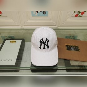 Новая модель. Классическая ткань Gucci с трехмерной вышивкой, мод