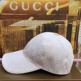 Классическая ткань Gucci подходит для любого времени года. Фотогр