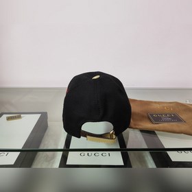 Классическая ткань Gucci подходит для любого времени года. Фотогр