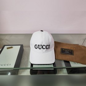 Классическая ткань Gucci подходит для любого времени года. Фотогр