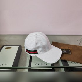 Классическая ткань Gucci подходит для любого времени года. Фотогр