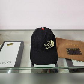 Классическая ткань Gucci подходит для любого времени года. Фотогр