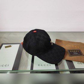 Классическая ткань Gucci подходит для любого времени года. Фотогр