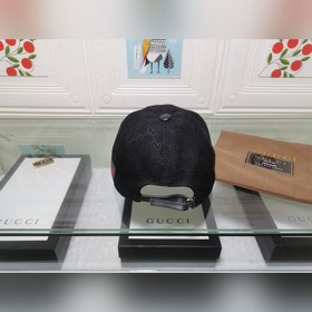 Новая модель. Классическая ткань Gucci, изысканная объемная вышив