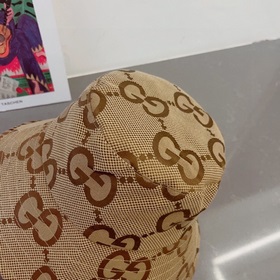 Gucci, большая рыбацкая шляпа, шляпа от известного бренда, повсед