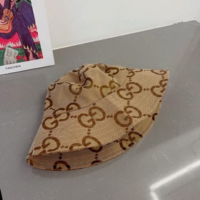 Gucci, большая рыбацкая шляпа, шляпа от известного бренда, повсед