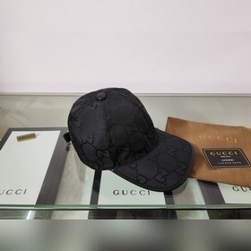 Классическая ткань Gucci подходит для любого времени года. Фотогр