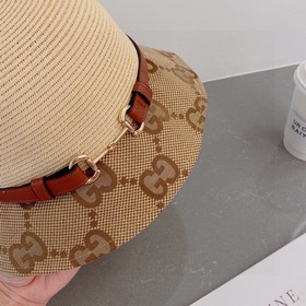 Соломенная шляпа Gucci с ремешком, удобная для переноски, высокок