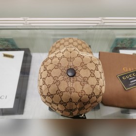 Классическая ткань Gucci подходит для любого времени года. Фотогр