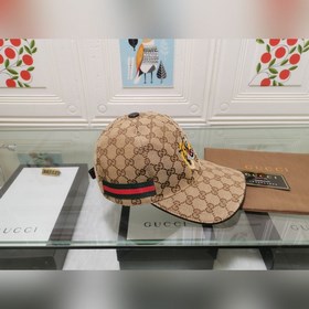 Классическая ткань Gucci подходит для любого времени года. Фотогр