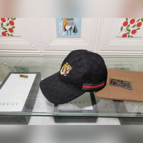 Классическая ткань Gucci подходит для любого времени года. Фотогр