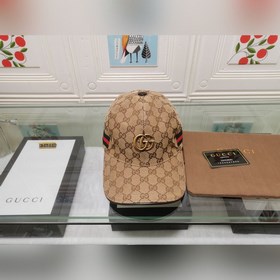 Классическая ткань Gucci подходит для любого времени года. Фотогр