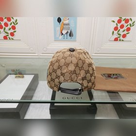 Классическая ткань Gucci подходит для любого времени года. Фотогр