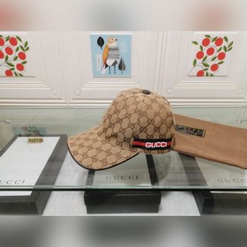 Классическая ткань Gucci подходит для любого времени года. Фотогр