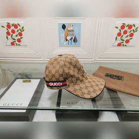 Классическая ткань Gucci подходит для любого времени года. Фотогр