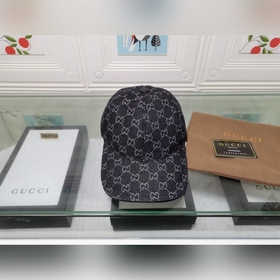 Джинсовая ткань Gucci, классический крой, классическая модель, ни
