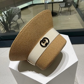 Шляпа Gucci, полностью связанная вручную, в стиле ремесленного ди