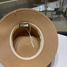 Шляпа Gucci, полностью связанная вручную, в стиле ремесленного ди