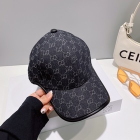 Классическая бейсболка Gucci, изготовленная по оригинальному обра