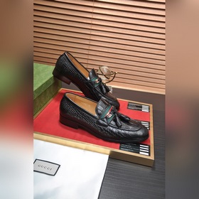 Бренд： GUCCI Стандартный размер： мужской 38/44 (45/46 по заказу) 