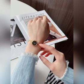 Модель Gucci! Очень женственная. С простым циферблатом, без лишни