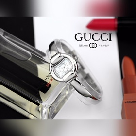GUCCI предлагает популярную классическую модель. Эти часы в форме