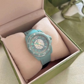 Новая модель GUCCI, часы Gucci Dive, вдохновленные дизайном дайве