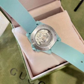Новая модель GUCCI, часы Gucci Dive, вдохновленные дизайном дайве