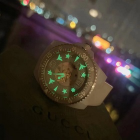 Новая модель GUCCI, часы Gucci Dive, вдохновленные дизайном дайве