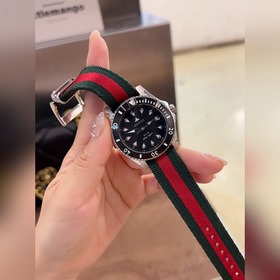 Новая модель GUCCI 2023 года выглядит просто великолепно! Очень с