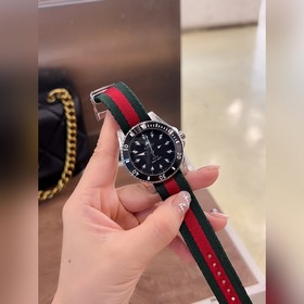 Новая модель GUCCI 2023 года выглядит просто великолепно! Очень с