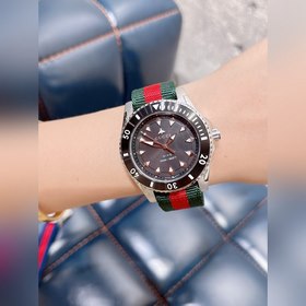 Новая модель GUCCI 2023 года выглядит просто великолепно! Очень с