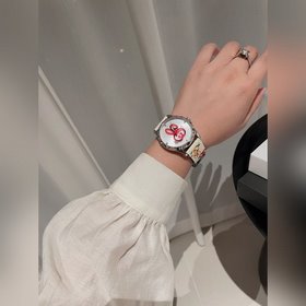 GUCCI Кролик появился В честь года Кролика бренд Gucci представл