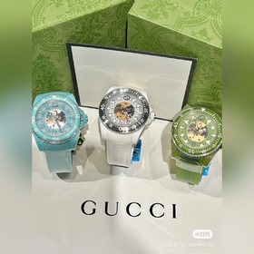 650 Новинка Откройте для себя тайны мира с часами GUCCI DIVE. Се