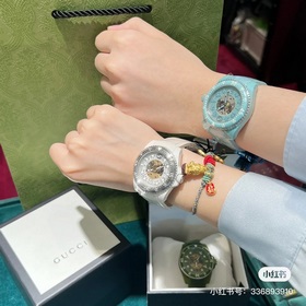 650 Новинка Откройте для себя тайны мира с часами GUCCI DIVE. Се